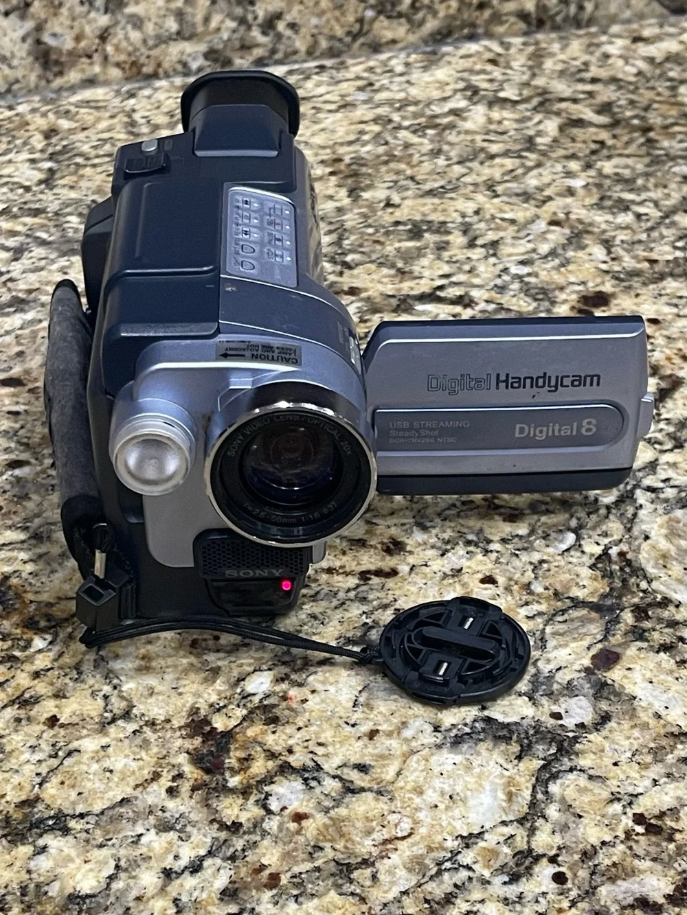 Sony DCR-TRV250 Digital8 Handycam camcorder